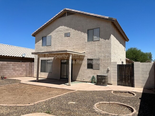 Building Photo - 10621 W Poinsettia Dr