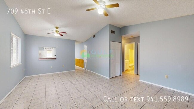 Building Photo - 709 45th St E