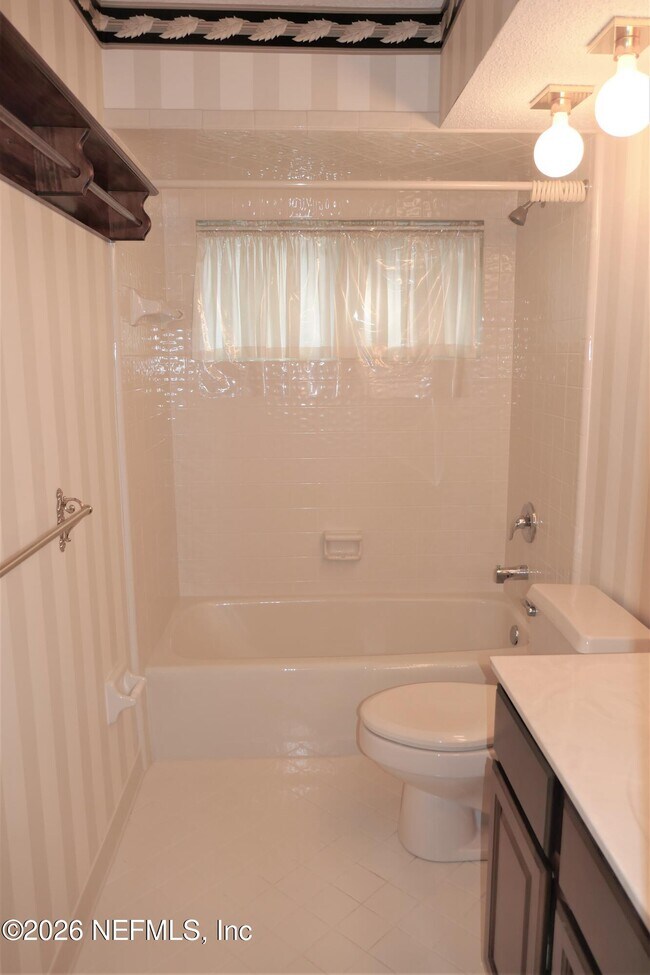 Building Photo - 10996 Raley Creek Dr S