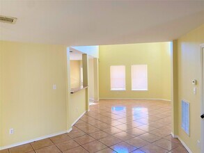 Building Photo - 12715 S Bayberry Bend Cir Dr