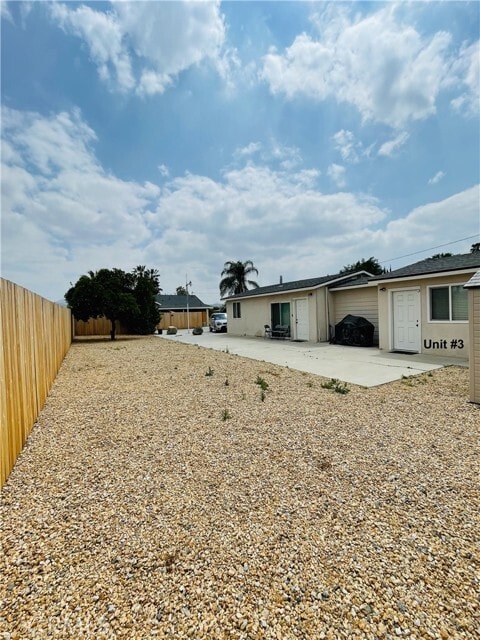 Building Photo - 1794 Davidson St