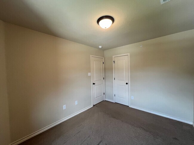 Building Photo - 13907 Annas Way #102, San Antonio, TX. 78233