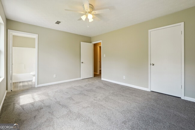 Building Photo - 1819 Singer Way