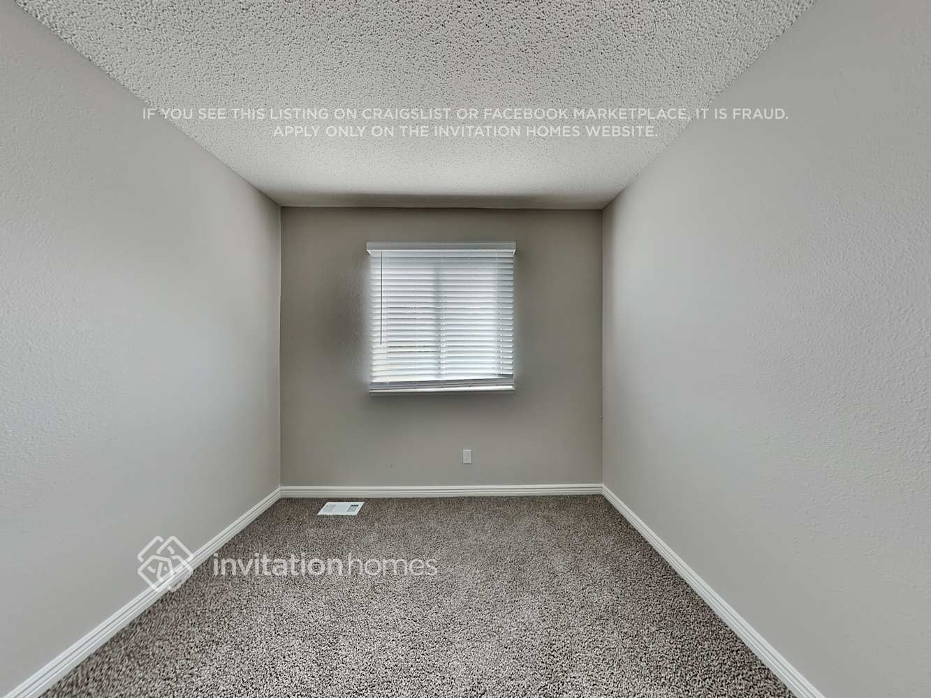 Building Photo - 960 Piros Dr
