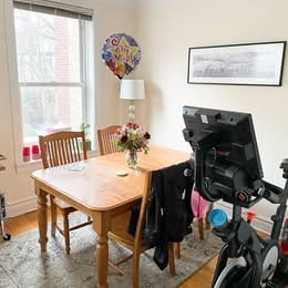 Building Photo - 3155 N Pine Grove Ave