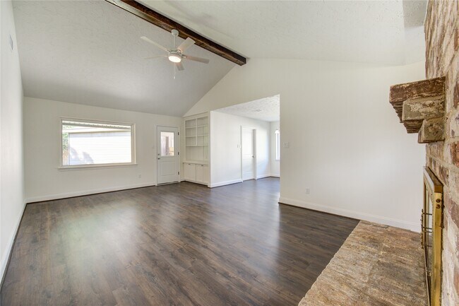Building Photo - 11511 Brook Meadows Ln