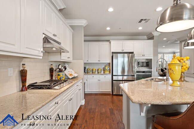 Building Photo - 28852 N Iron Village Dr