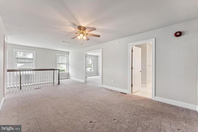 Building Photo - 38 Lacey Ln
