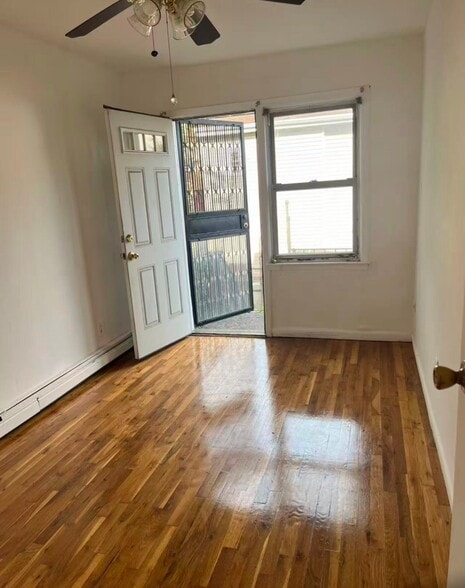 Building Photo - 102-19 Martense Ave