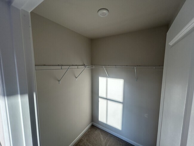 Building Photo - 1143 Lisenbee Wy