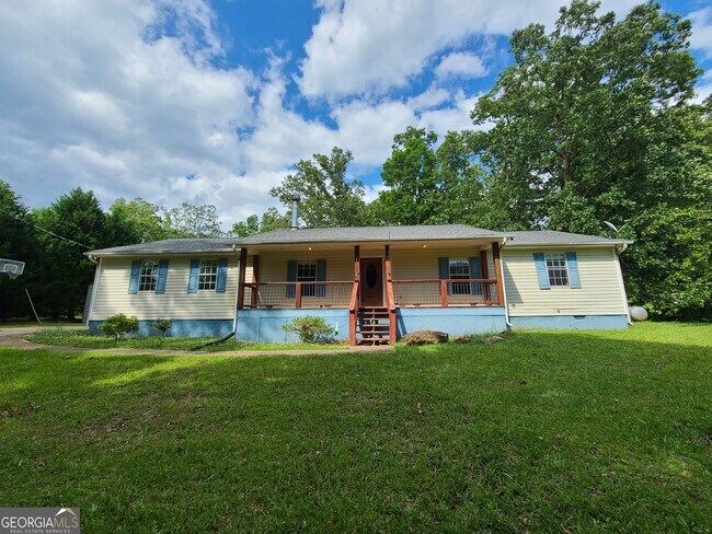Building Photo - 673 Newton Rd