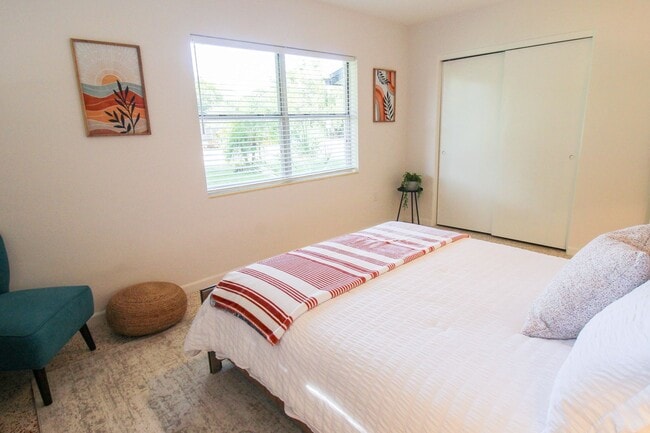 Building Photo - West of Trail Mid-Century Gem with New Designer Kitchen & Oversized Corner Lot