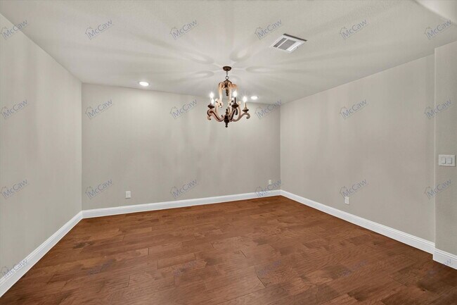 Building Photo - 1416 Alexander Dr