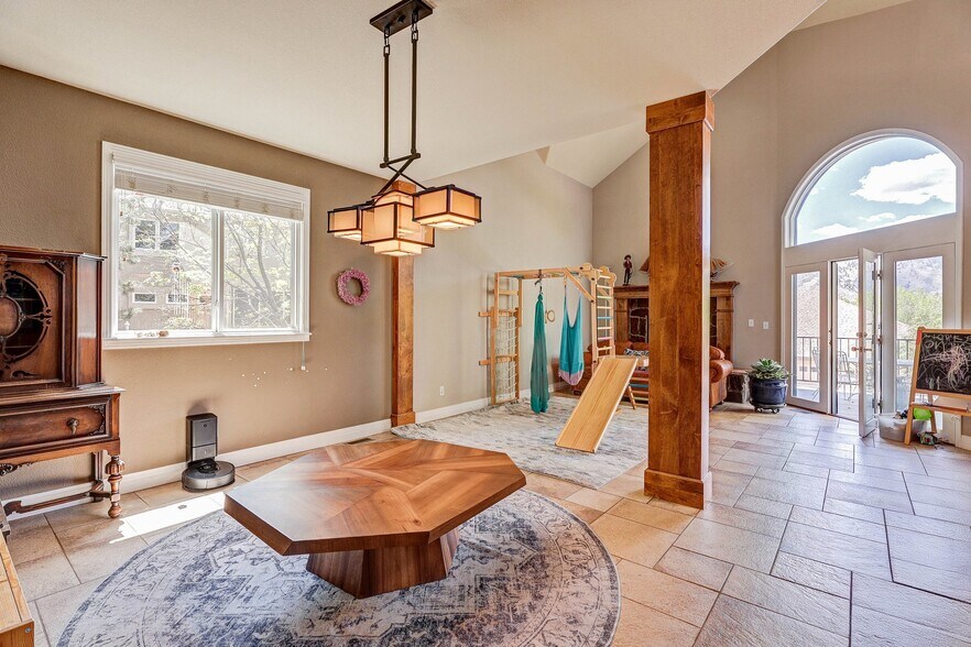 Building Photo - 470 Wyoming Cir
