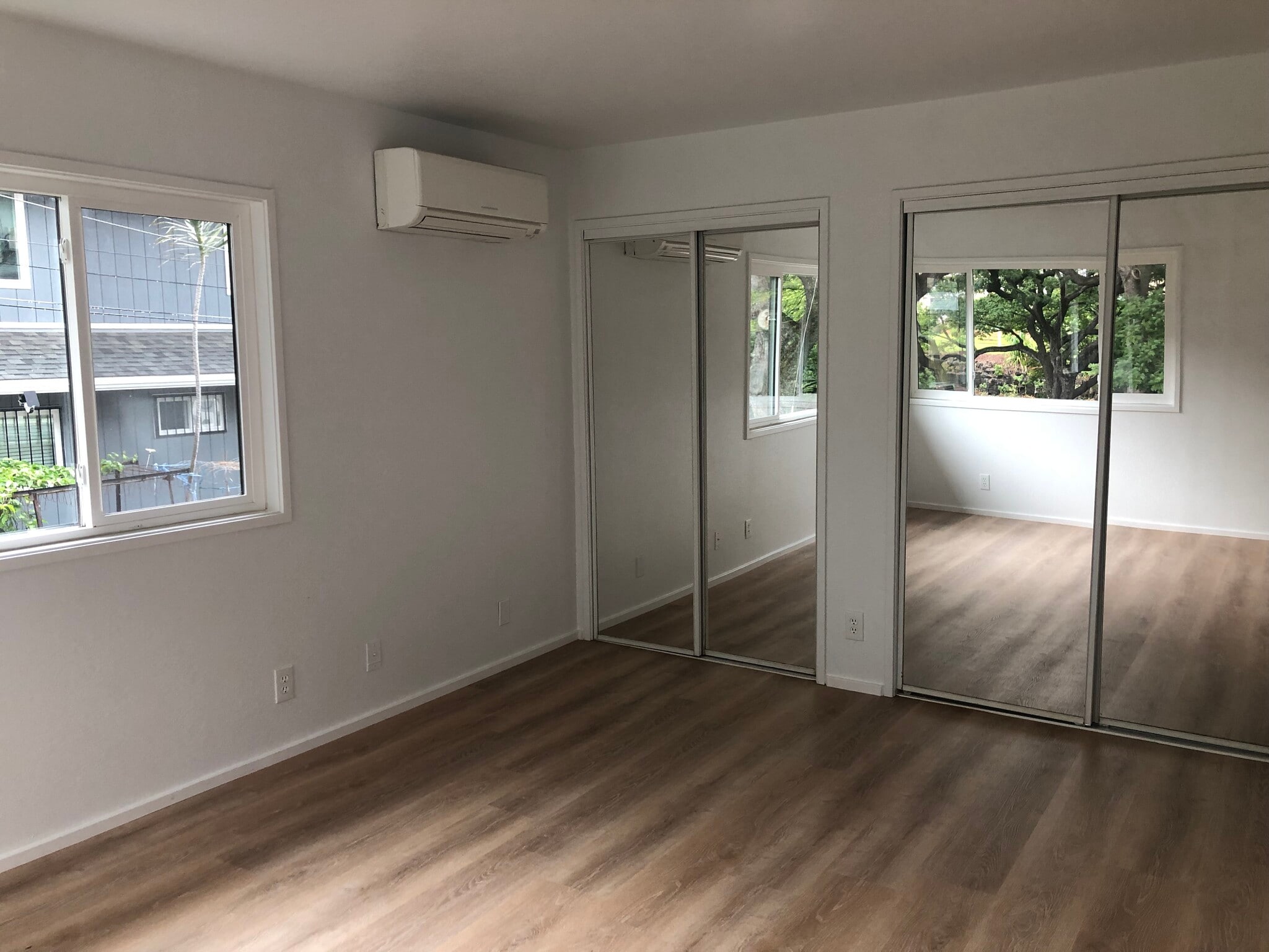 Second bedroom - 1649 Waikahalulu Ln
