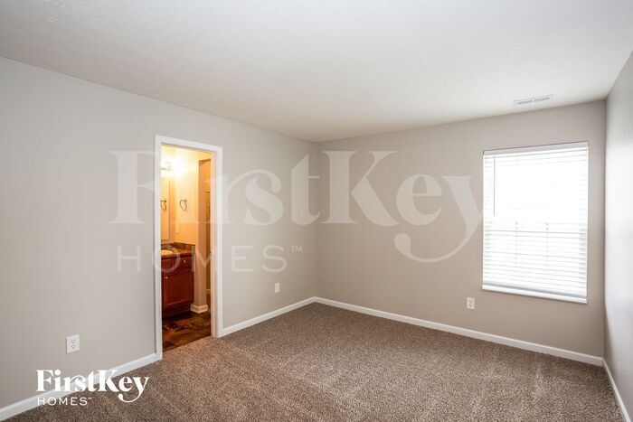 Building Photo - 659 Bobtail Dr