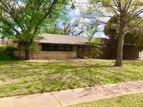 Building Photo - 4401 Hughes Dr