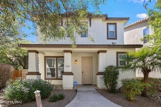 Building Photo - 2732 N Neruda Ln