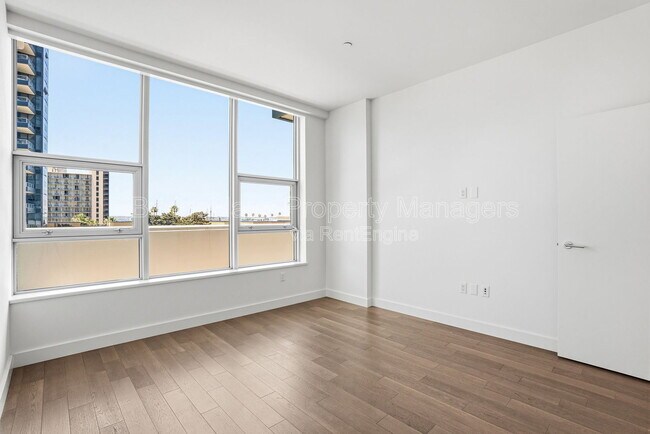 Building Photo - 1388 Kettner Blvd
