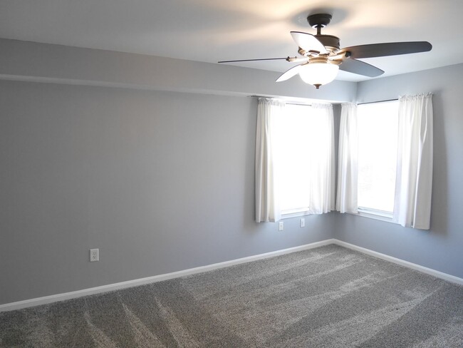 Building Photo - Roomy Two Bedroom Condo- Glen Burnie, MD