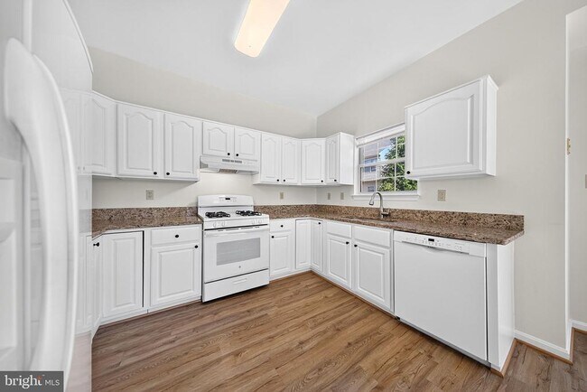 Building Photo - 14214 Asher View