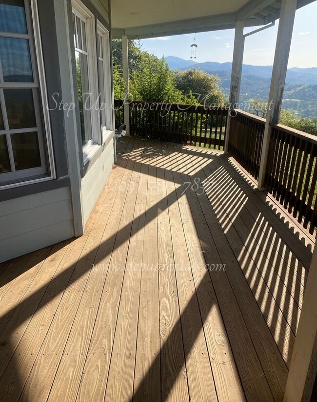 Building Photo - Elegant Mountain-View Home with Solar, Wel...