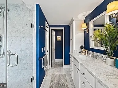 Building Photo - 1245 Lombard St