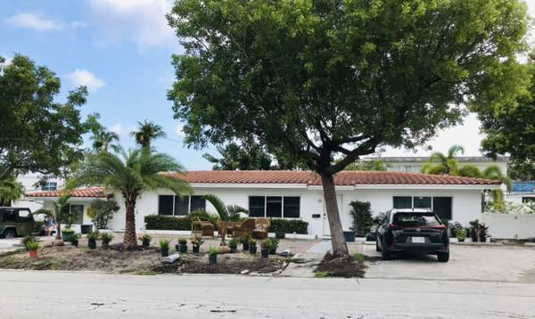 Building Photo - 3221 NE 7th St