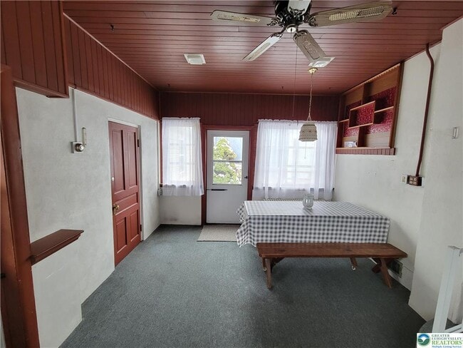 Building Photo - 712 Chestnut St