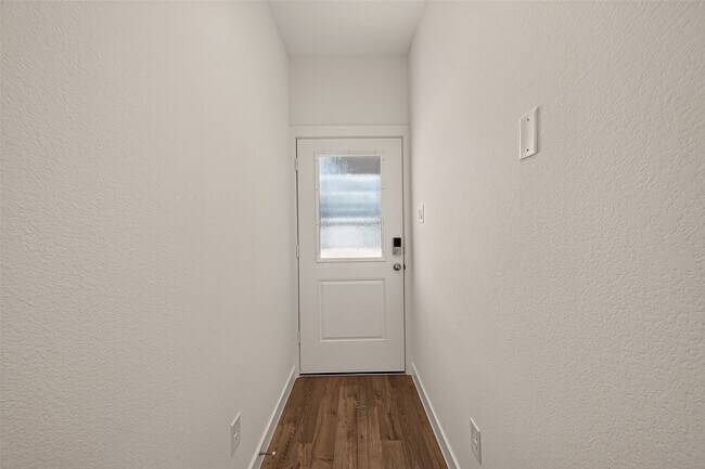 Building Photo - 3527 Lovebird Ln