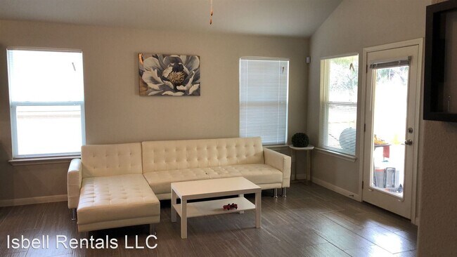 Building Photo - 3900 Flatrock Mountain Dr
