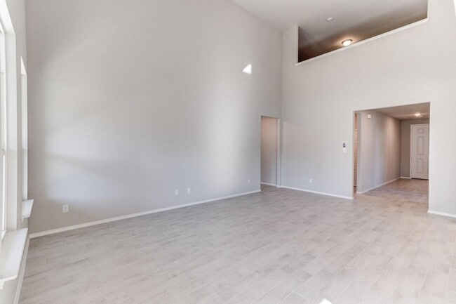 Building Photo - 5933 Revere Dr