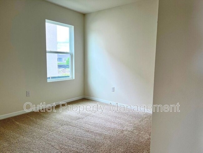 Building Photo - 2877 Sunridge Lp