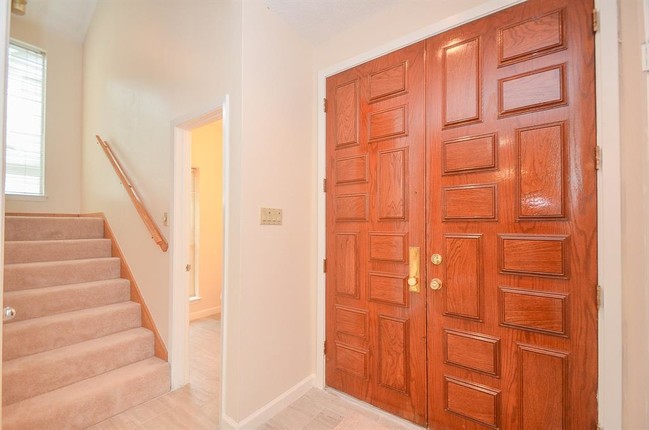 Building Photo - 1106 Brecon Hall Dr