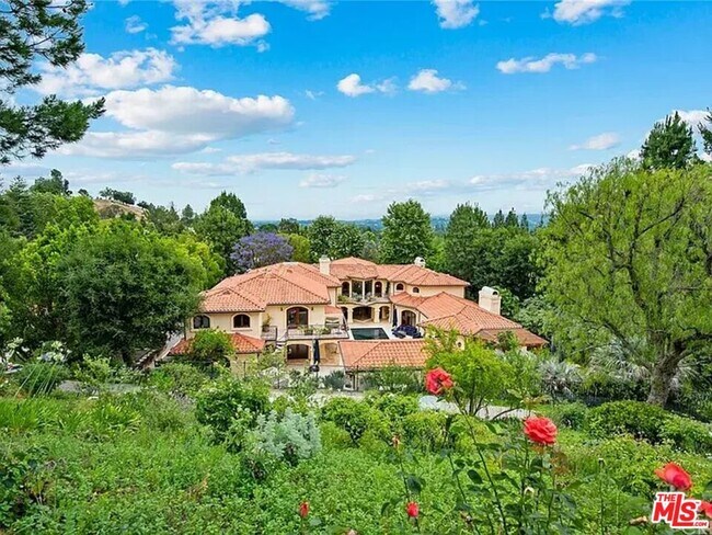 Building Photo - 6005 William Bent Rd