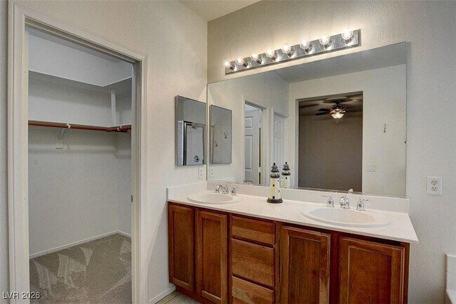 Building Photo - 8113 Slate Falls St