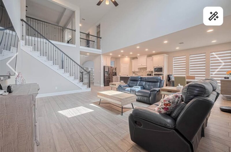Building Photo - 10710 Lacaille Ln