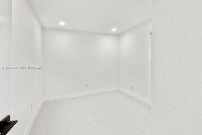 Building Photo - 4001 NW 187th Terrace
