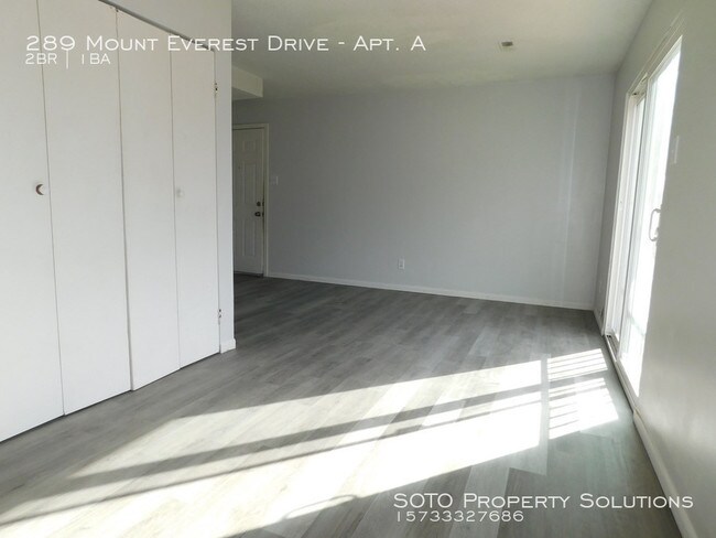 Building Photo - 289 Mt Everest Dr