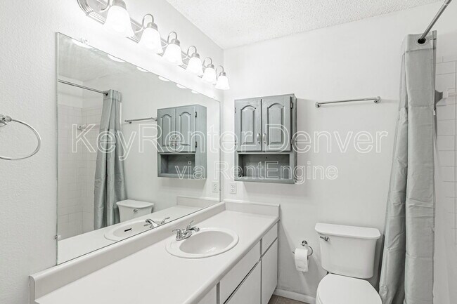 Building Photo - 7185 S Gaylord St