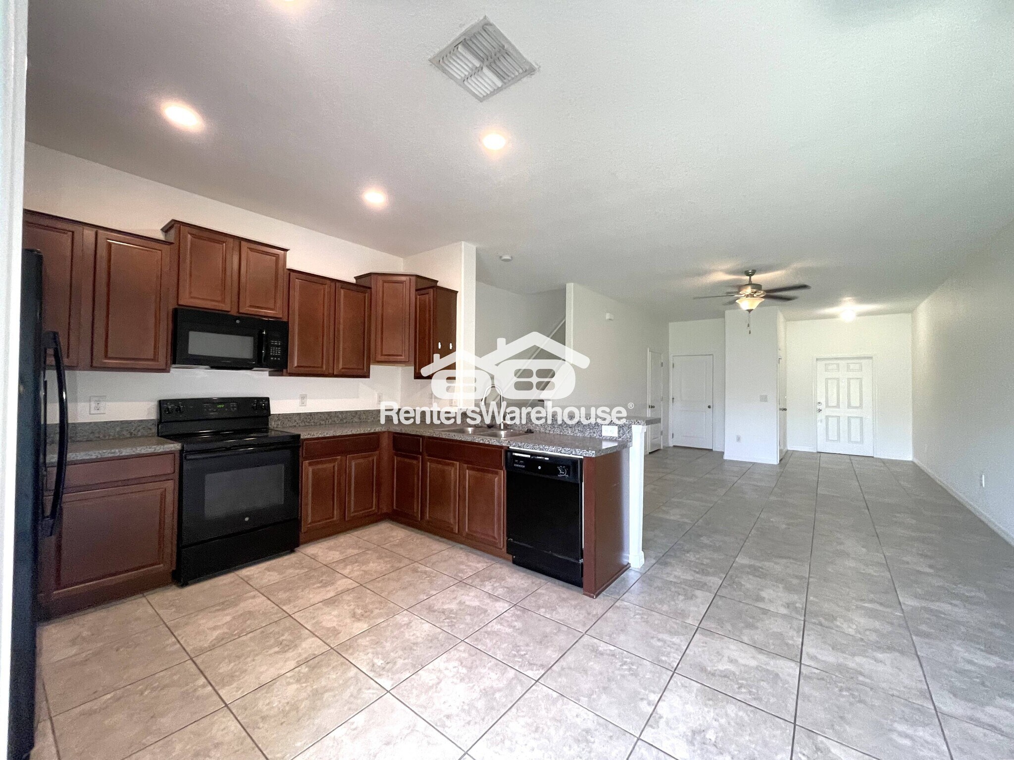 Building Photo - 12942 Utopia Gdns Wy