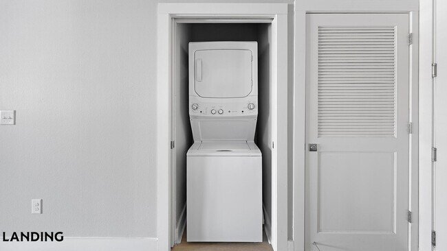 Building Photo - 15401 Chenal Pkwy