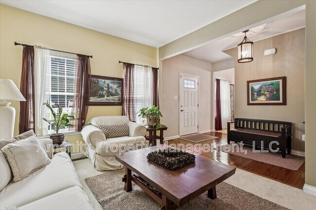 Building Photo - 3271 Newland Ct