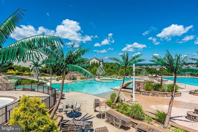 Building Photo - 3635 Stone Barn Dr