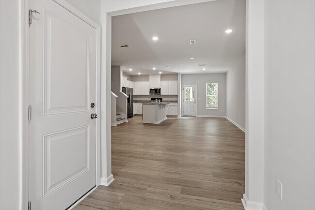 Building Photo - 103 Verlands Way