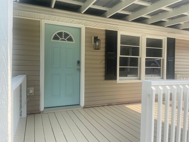 New Light Fixture - 1001 Moreland Dr