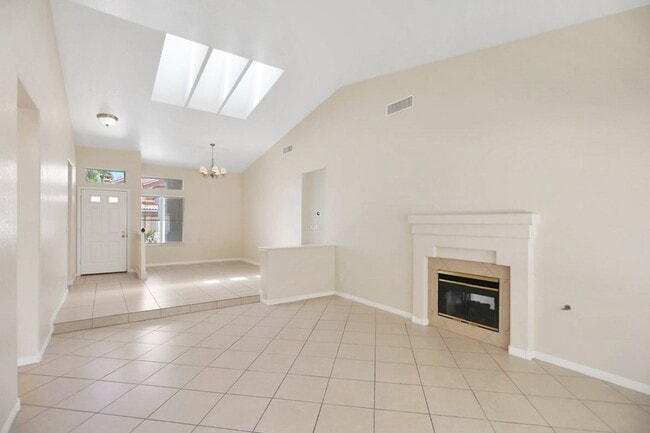 Building Photo - Single Story 3 Bedroom Summerlin Home
