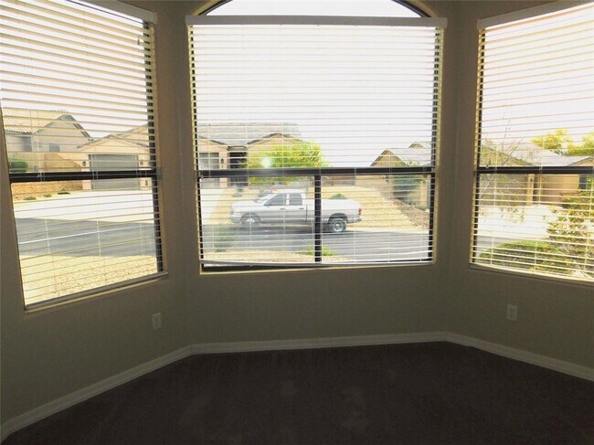 Building Photo - 2867 Fort Silver Dr