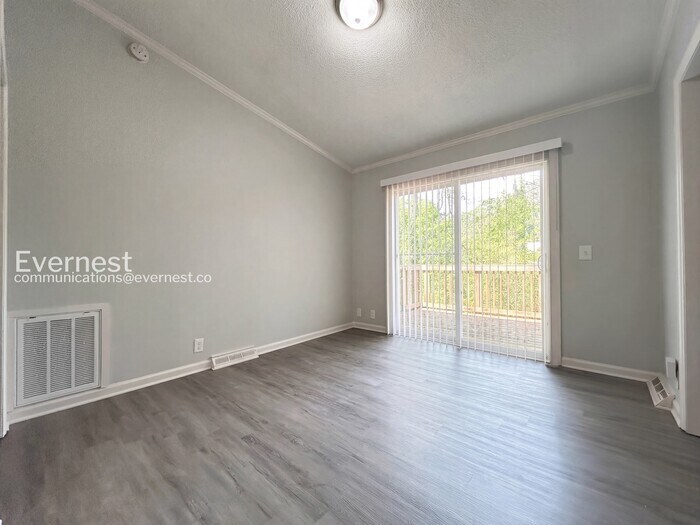 Building Photo - 1174 Alemeda Dr