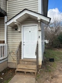 Building Photo - 113 W Tinsley St